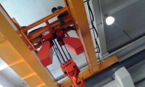 無錫行車保養(yǎng)的安全裝置是這樣的?